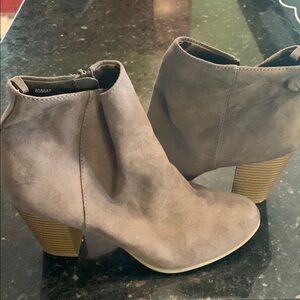Stylish Brown Ankle Boots stacked heel